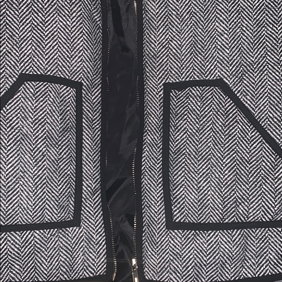 Herringbone Vest - Picture 2 of 3